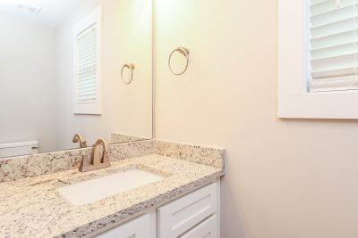 014 Bathroom ET81194
