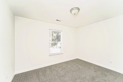 008 11 photo Bedroom 6be13a2b c5ee 4ebf 9b37 e9d477f55389