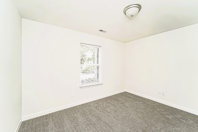 010 13 photo Bedroom 7c42d04e be32 48ff a285 ef518fcf4d69