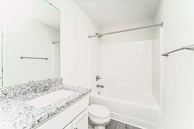 011 14 photo Bathroom 4f6b69da 0824 4112 b3d9 e61b330c6341