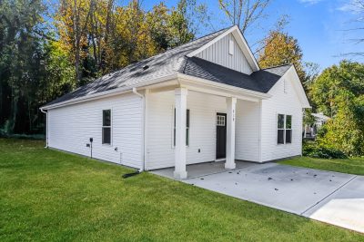 000 photo front view 11990389