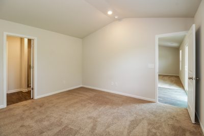 007 Main Bedroom ET61109