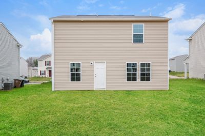 013 photo rear view 12593373
