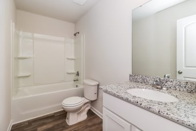 011 photo bathroom 12643492