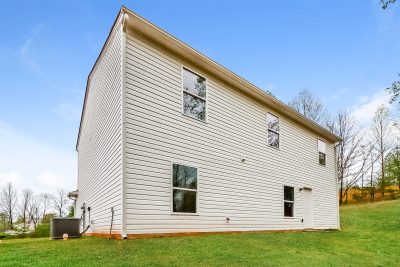 012 photo rear view 12643496