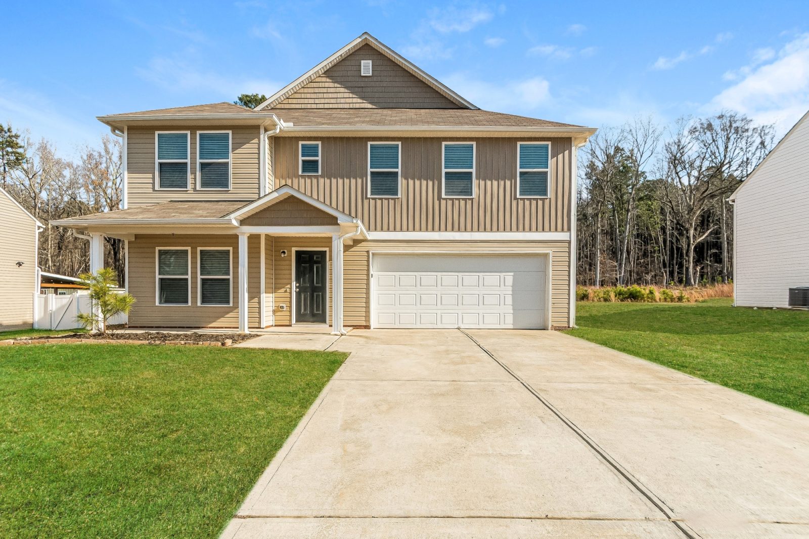 000 photo front view 15053934