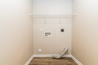 016 photo laundry room 15053944