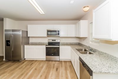 005 Kitchen ETA0096