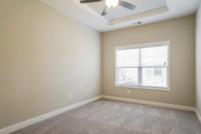 006 photo main bedroom 12011793