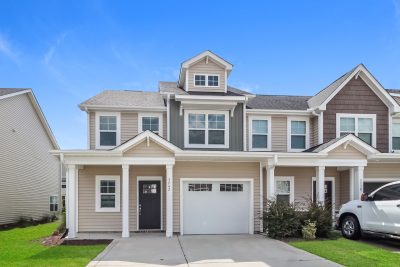 013 photo front view 15551914
