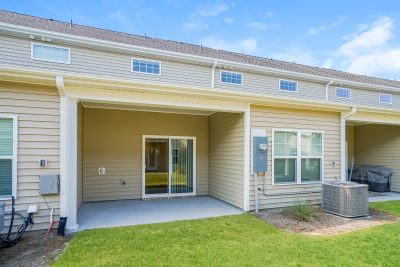 020 photo rear view 12011782