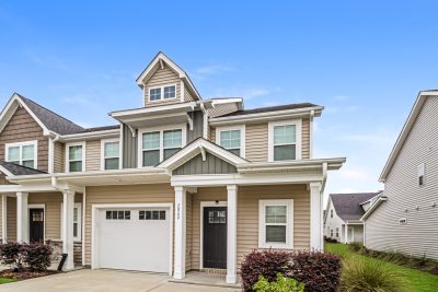 000 Front View ET46031