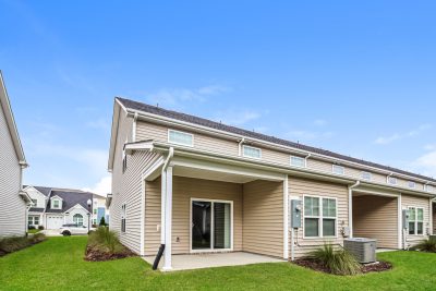 020 Rear View ET46031