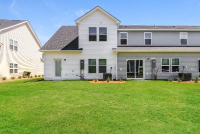 020 photo rear view 12646417