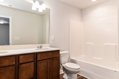 018 photo bathroom 12594911