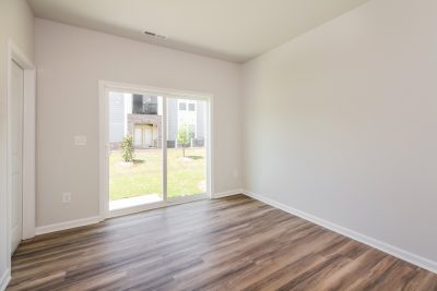 008 photo dining room 12646423