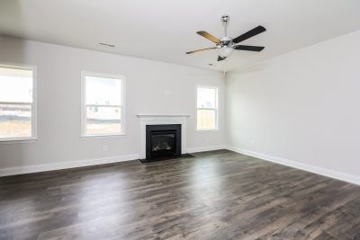 003 photo living room 11037315