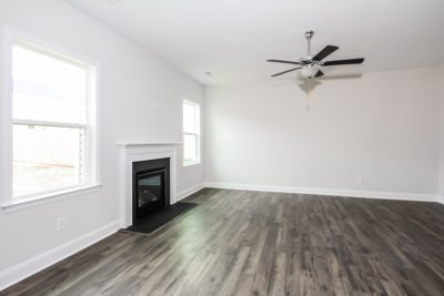 004 photo living room 11037314