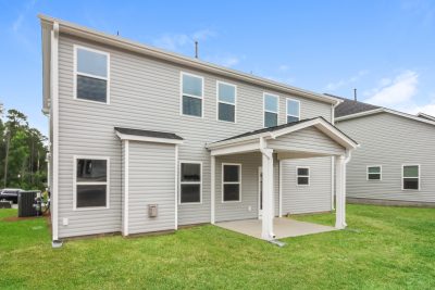 013 photo rear view 11037308