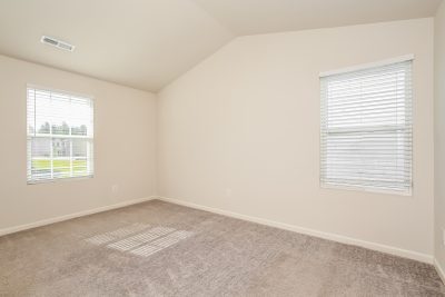 008 Main Bedroom ET21078