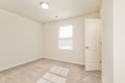 010 Bedroom ET21078
