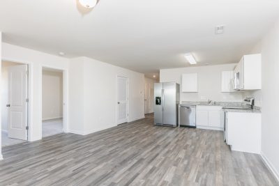 003 Living Room ET31377