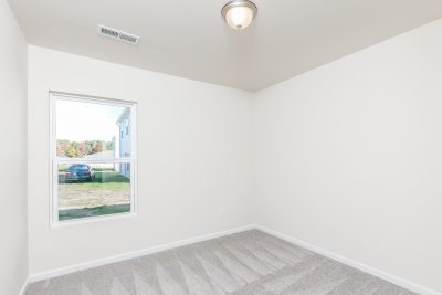 013 Bedroom ET31377