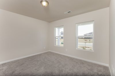 007 photo main bedroom 10277618