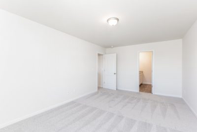 008 010 photo main bedroom 10052717