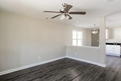 004 Living Room ET61006