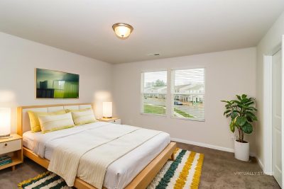 003 photo vs main bedroom 15179460