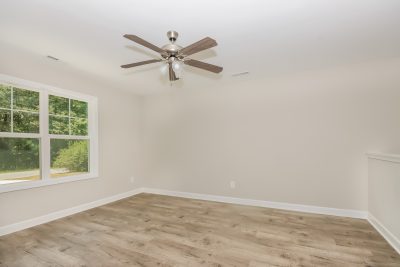 005 Living Room ETY1019
