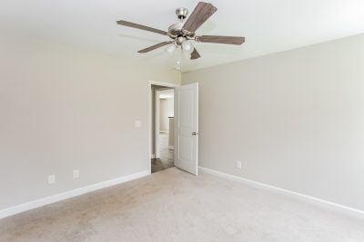 006 photo main bedroom 10581109