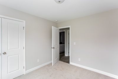 008 photo bedroom 10581097