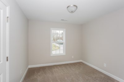 012 photo bedroom 10581101