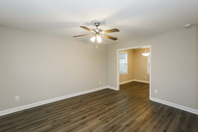 004 Living Room ETY1185