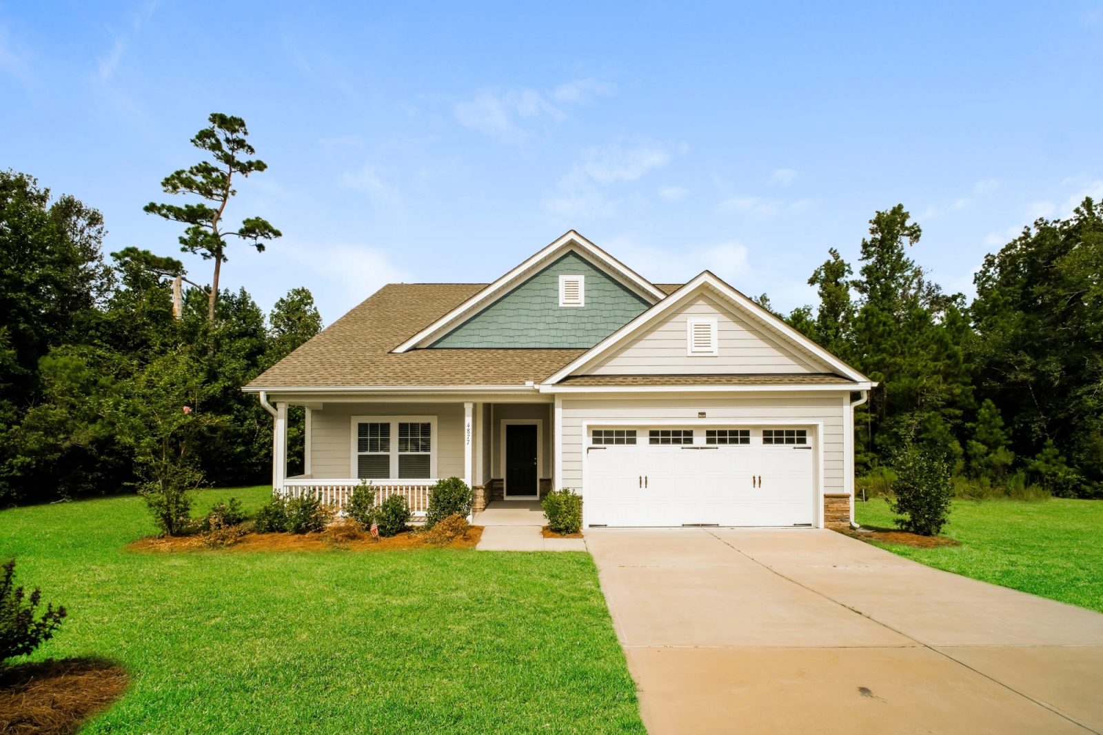 000 photo front view 13984338