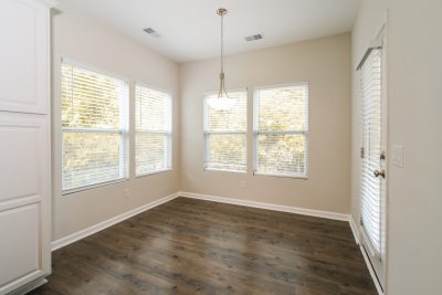 004 photo dining room 13984346