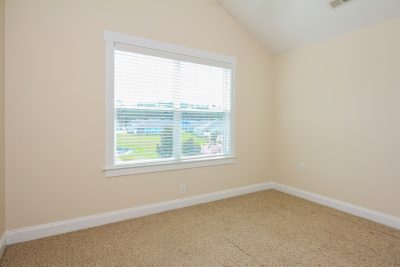010 Bedroom ET51069