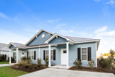 001 photo front view 15106493