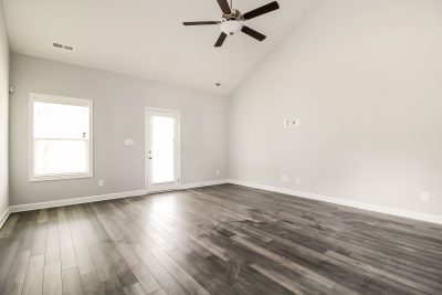 002 Living Room ET71078