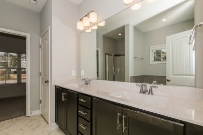 007 Main Bathroom ETA1002