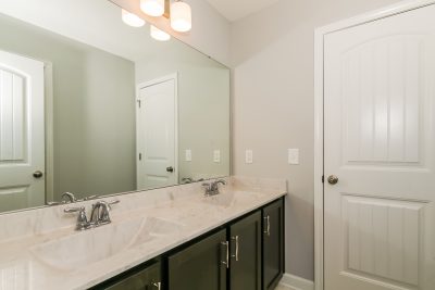 011 photo bathroom 13591898