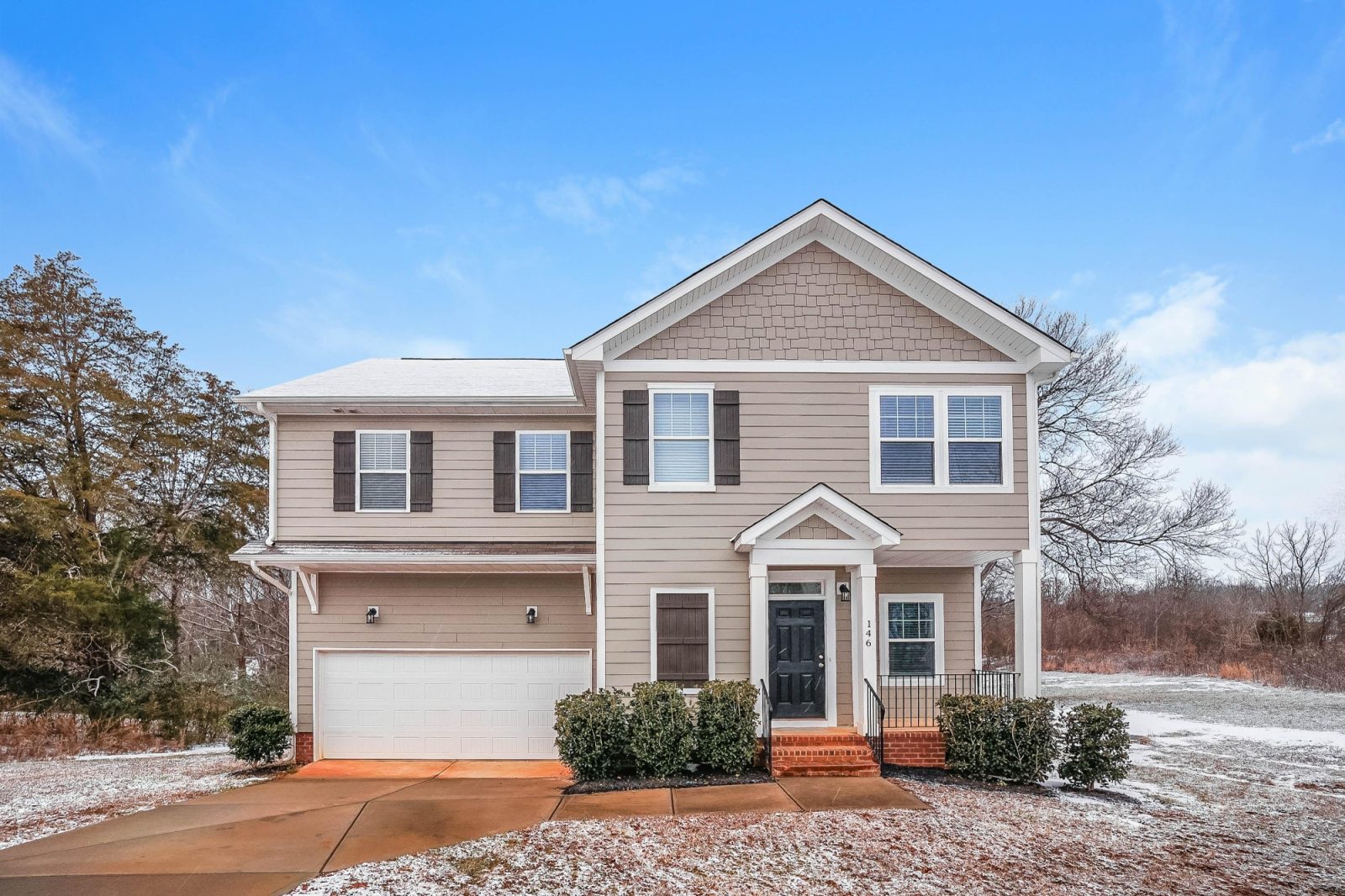 000 photo front view 15148624