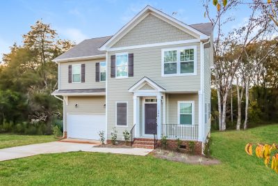 002 photo front view 11988446