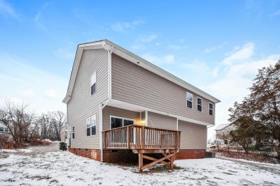 010 photo rear view 15148626