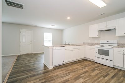 004 Kitchen ET31075