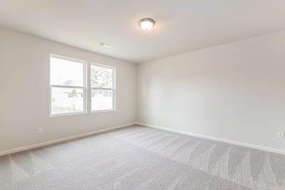 007 photo main bedroom 12595007