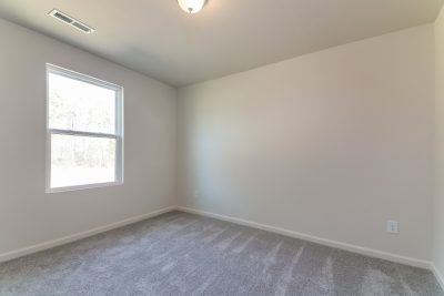 010 photo bedroom 12369011