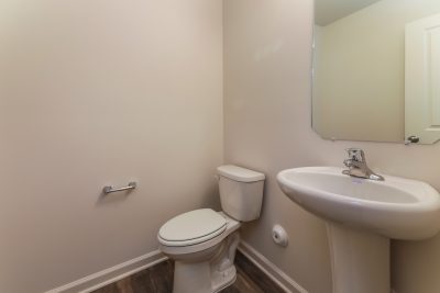 013 photo bathroom 12369018